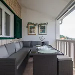 Family Brach - Free Parking Apartmán *