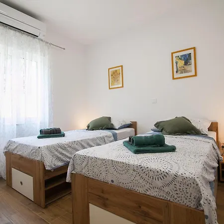 Family Brach - Free Parking Apartamento
